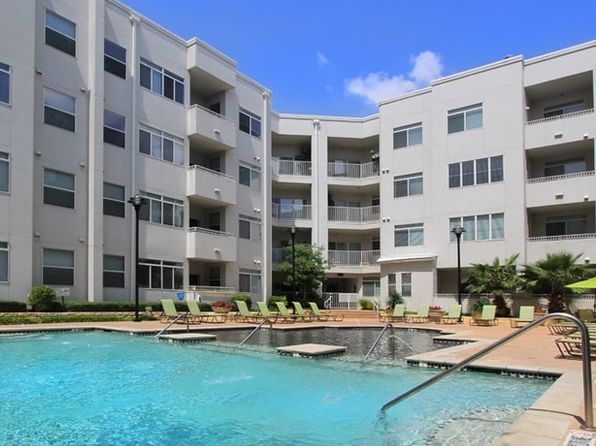 1001 Lake Carolyn Pkwy