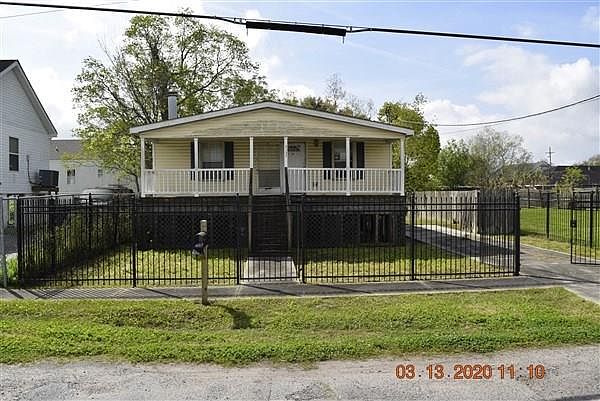 1st image of 2324 Agriculture St