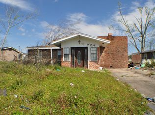 904 Huntington Dr, Panama City, FL 32401
