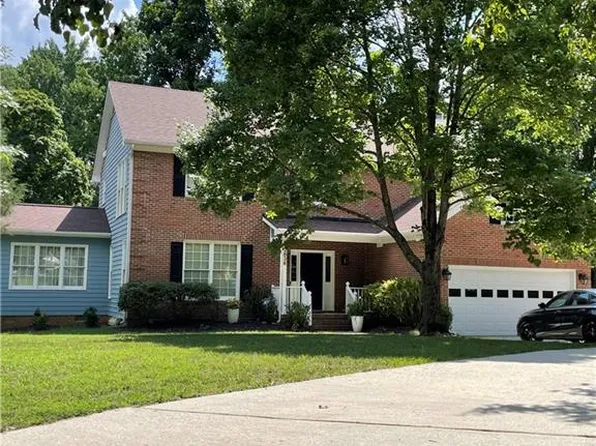 2836 Pickering Rd, Greensboro, NC 27407