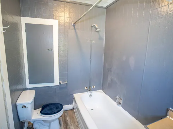 6821 Claasen Ave #2, Cleveland, OH 44105