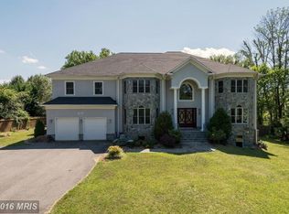 9830 River Rd, Potomac, MD 20854