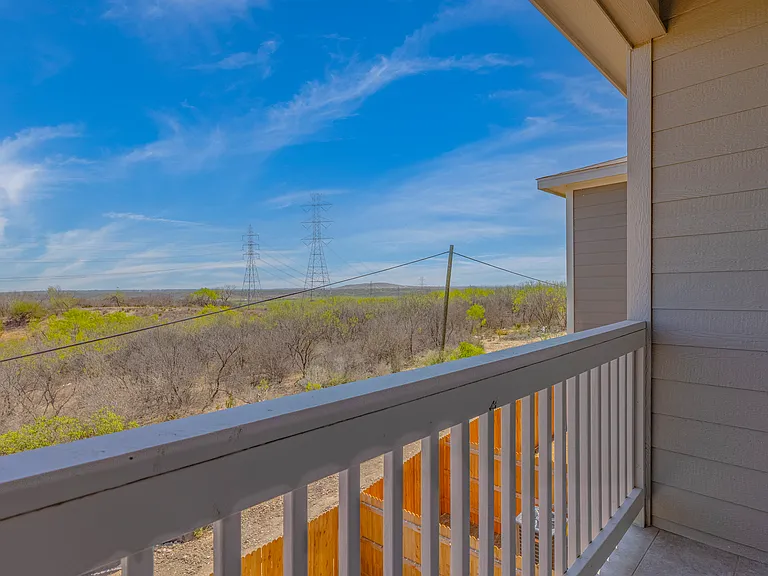 7126 Magnolia Vlg #201 — Photo 15