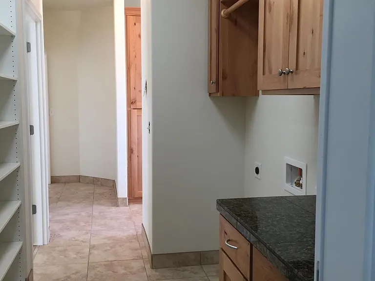 1013 N Grant St — Photo 3