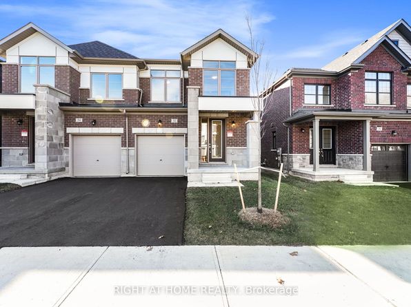 52 Bearberry Rd, Springwater, ON L9X 2E1