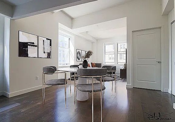 3rd image of 116 John St #2661