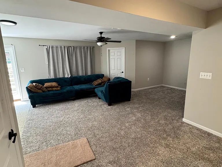 7689 Graysons Mill Ln — Photo 25