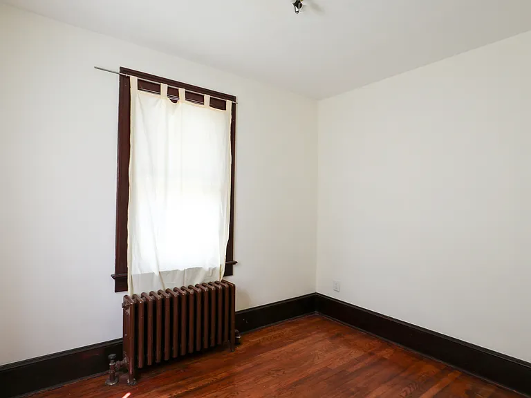 375 Broadway — Photo 10