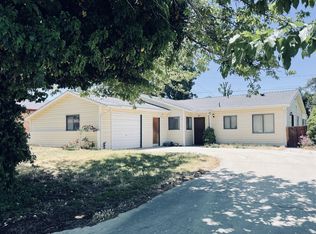 821 Bamboo Ct, Tehachapi, CA 93561