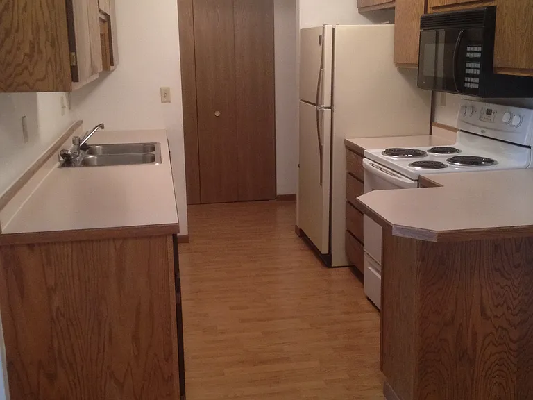 Skaff Apartments - Moorhead — Photo 52