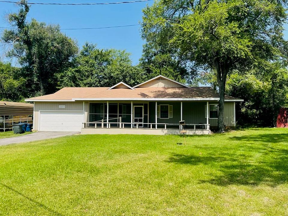 1st image of 2203 Wildwood Way