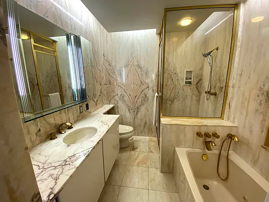 Rented by Aili Wang, LREB | media 11
