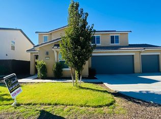 1610 Ryegrass Way, Los Banos, CA 93635