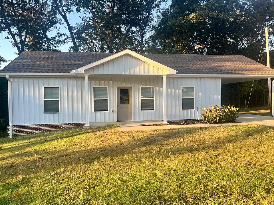 225 Cole Cir
