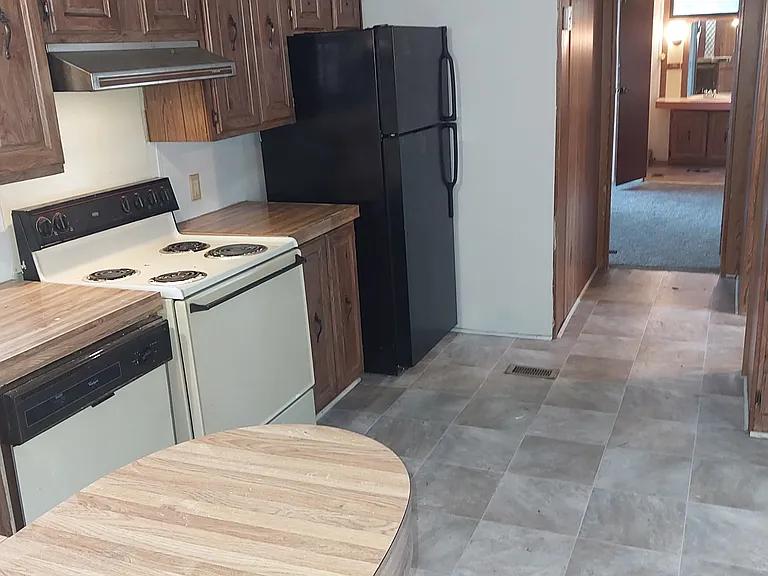 643 Oak Grove Rd #16 — Photo 7