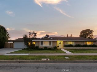 1032 Smoke Tree Ln, Santa Ana, CA 92705