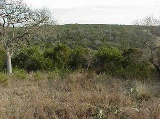 370 Indian Hills Dr, Kerrville, TX 78028