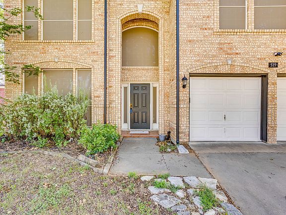 3rd image of 519 Deerwood Dr