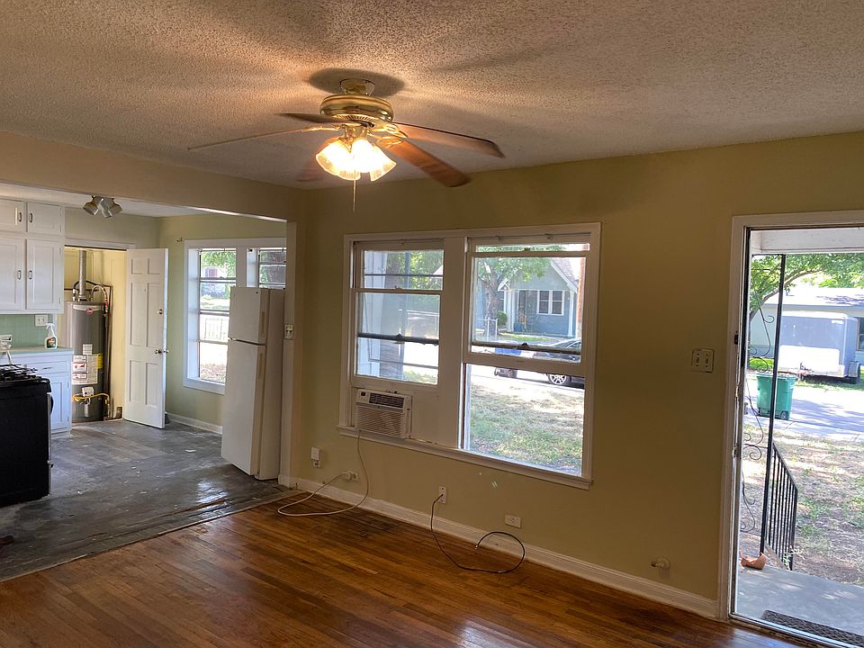 1st image of 2206 Lee Hall