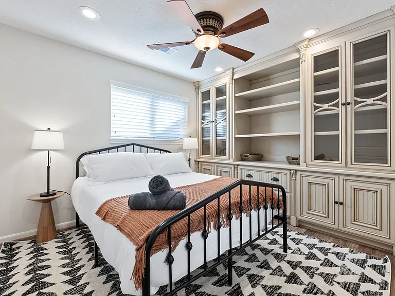 9123 Kerr Dr — Photo 37