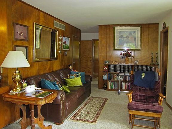 5th image of 195 Preston Dr
