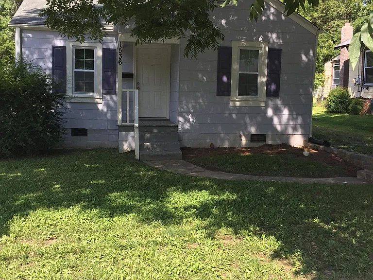 1536 McCormick St — Photo 1