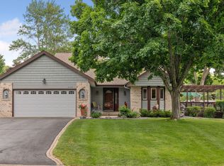 9128 Kingsview Ln N, Maple Grove, MN 55369