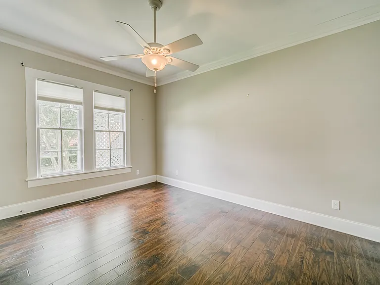 121 Brown St — Photo 30