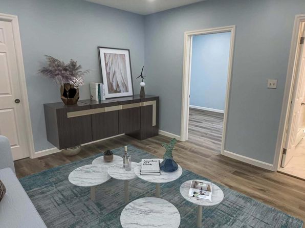 36 N Clarendon St FLOOR 1