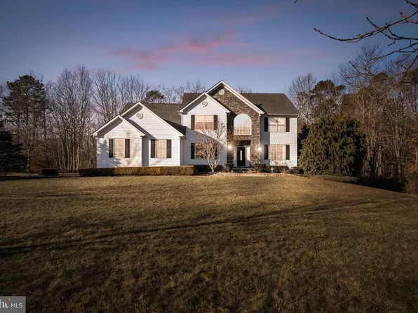 71 Hemlock Dr, New Egypt, NJ 08533