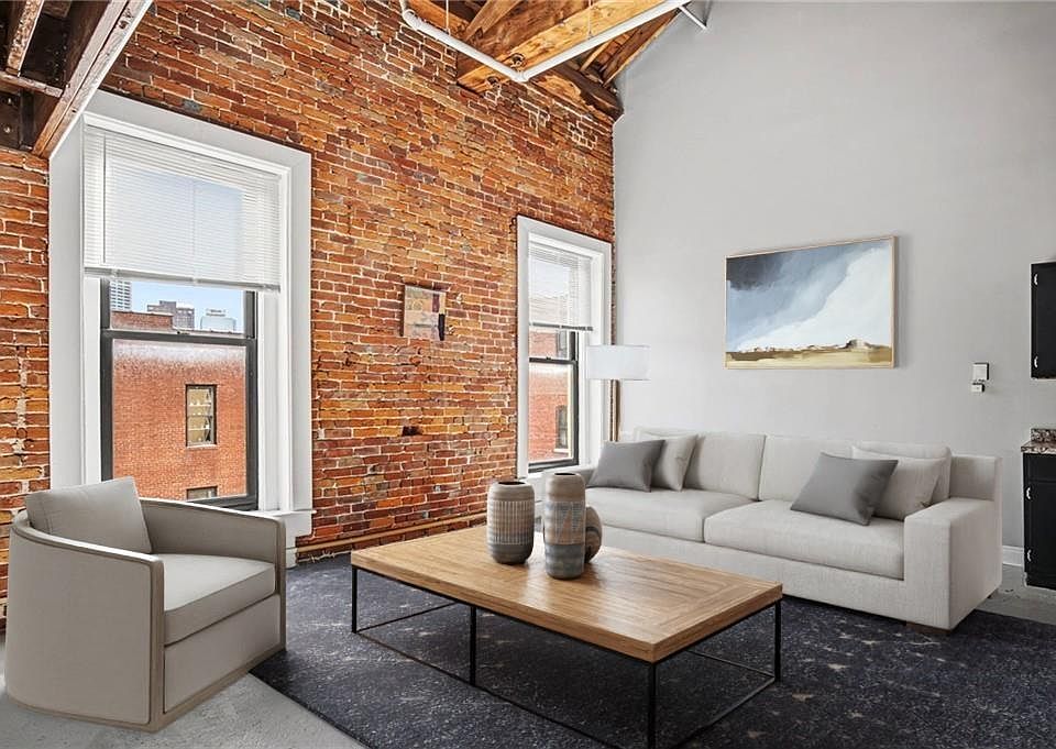1st image of 500 Delaware St #308