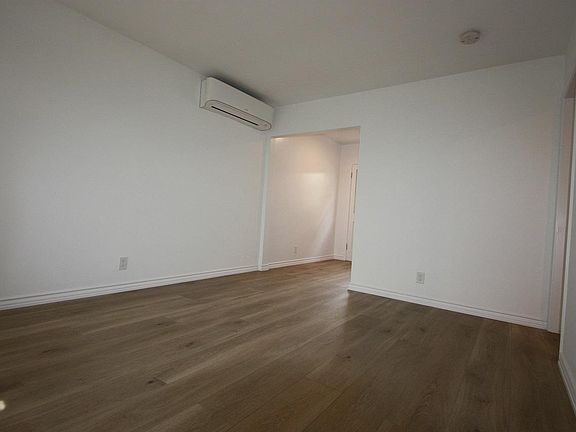 2nd image of 3708 Glendon Ave