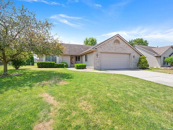 2nd image of 1107 Ashwood Dr