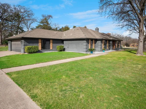 1210 Wood Creek Ln, Southlake, TX 76092