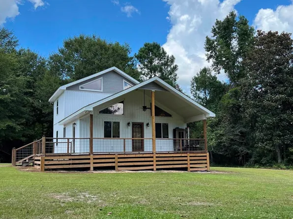 714 Old McLeod Bridge Rd, Adrian, GA 31002