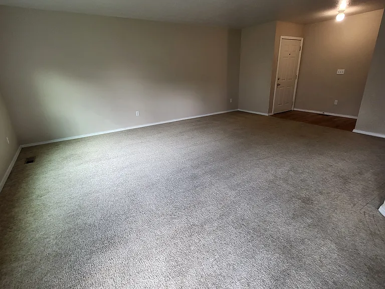 9143 W Cory Ln — Photo 6