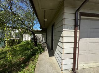 1048/A/, Newport, OR 97365