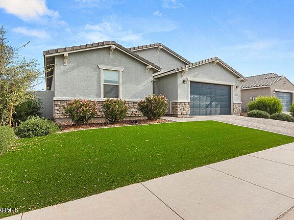 3rd image of 36959 N CAMARILLO Drive