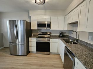 7912 Barbara Ave, Inver Grove Heights, MN 55077