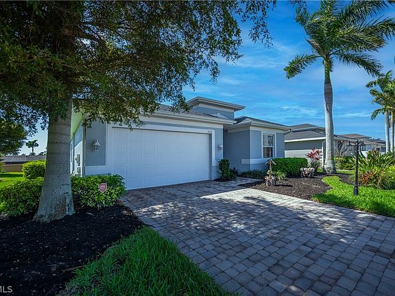 4th image of 223 Destiny Cir