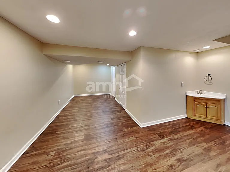 6757 Eddleston Ct — Photo 16