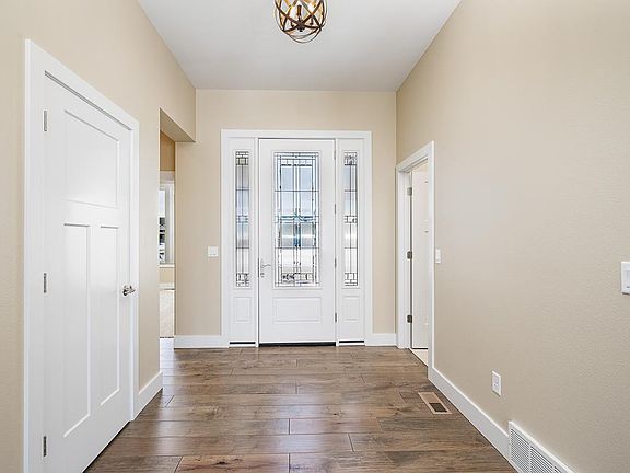5th image of 3117 Peregrine Ln