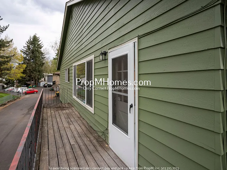 6056 SW Valley Ave — Photo 16