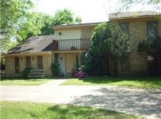 7626 Longleaf Dr, Pearland, TX 77581