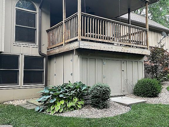 2nd image of 3008 N 115th St