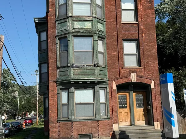 566 2nd Avenue, Troy, NY 12182