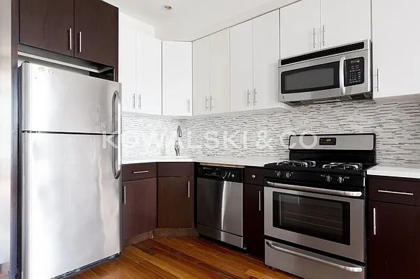 Rented by Kowalski & Co | media 3