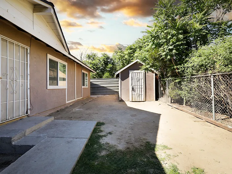1236 Jeffrey St #2 — Photo 3