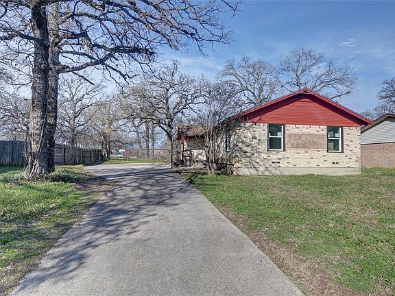 3rd image of 13015 Twin Oaks Dr