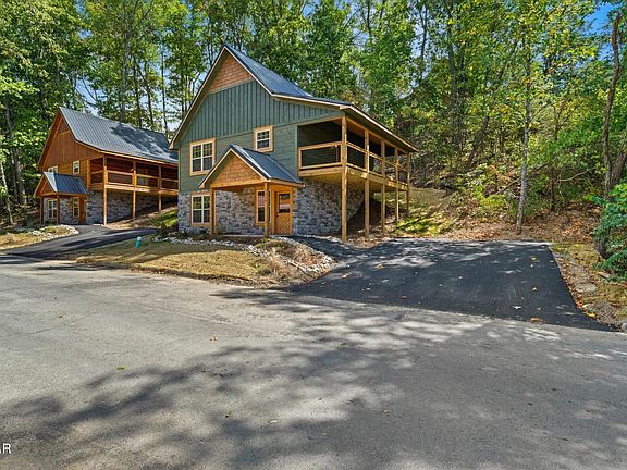 4th image of 2229 Alpine Village Way Lot 25